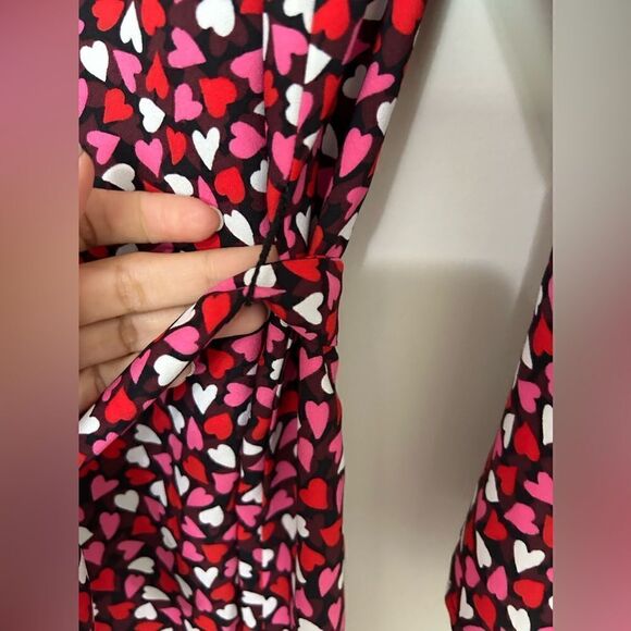 Loft Hearts Long Sleeves Belted Dress - Picture 8 of 11